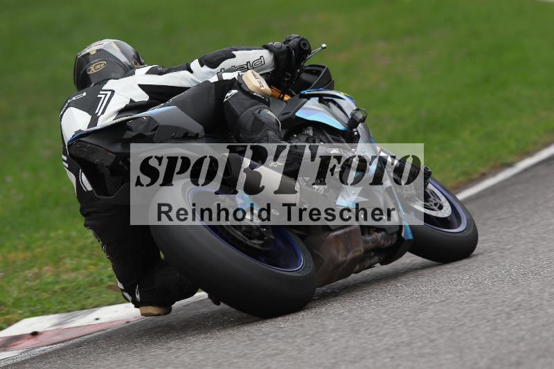 Archiv-2022/67 29.09.2022 Speer Racing ADR/31